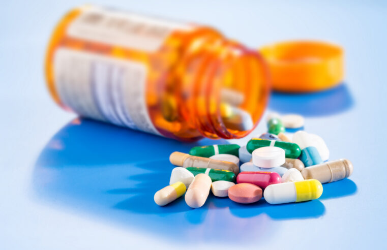Vendas de remédios antigripais e vitaminas disparam em MT