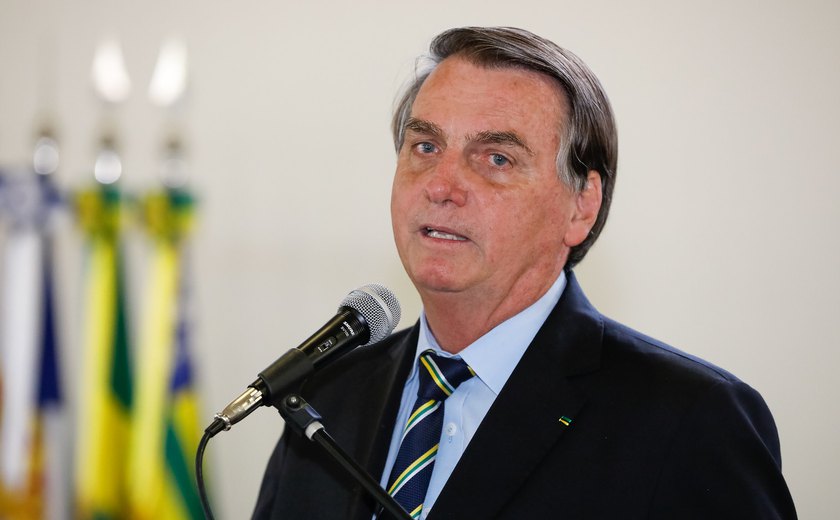 Bolsonaro está com suboclusão intestinal e sem previsão de alta