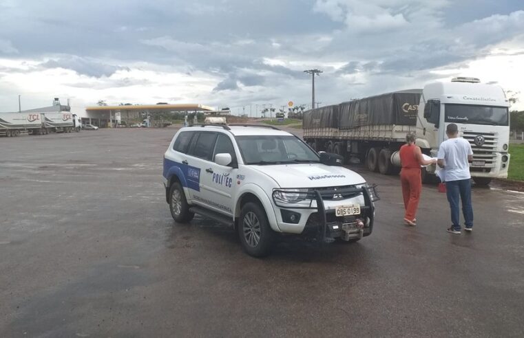 Motorista tem caminhão roubado e fica amarrado por 12h em cativeiro em MT