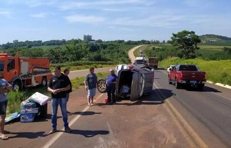 Médico de MT se envolve em acidente no PR envolvendo 5 veículos