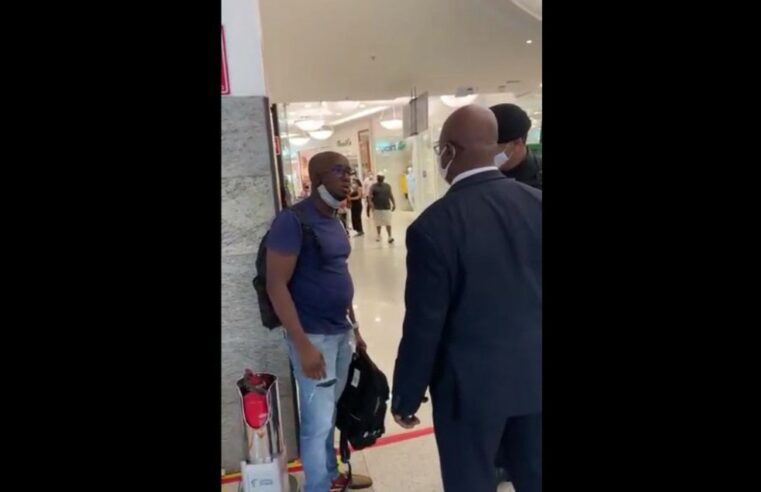 Acusado de furto na Zara, homem é retirado de banheiro para ‘devolver’ mochila que comprou: ‘Humilhado por ser negro’