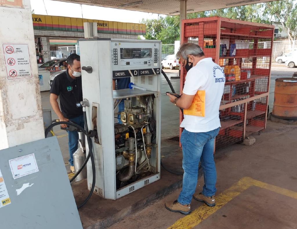 Ipem lacra bombas de três postos durante operação em Cuiabá e Várzea Grande