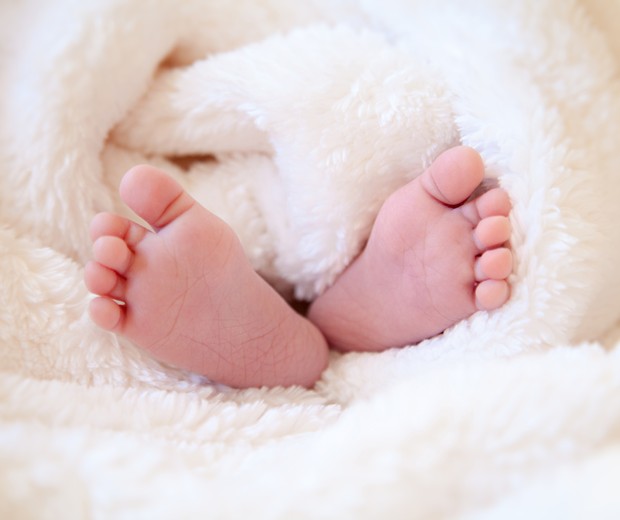 Recém-nascido ganha oportunidade de viver com decisão que garantiu UTI neonatal
