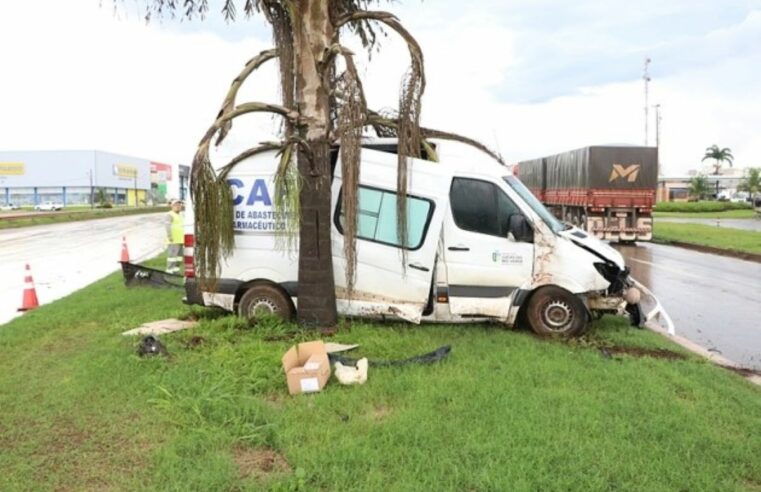 Veículo da Saúde de Lucas do Rio Verde se envolve em acidente na BR-163