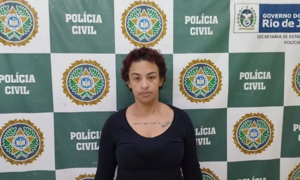 Mulher acusada de envenenar dois colegas de trabalho é presa no RJ