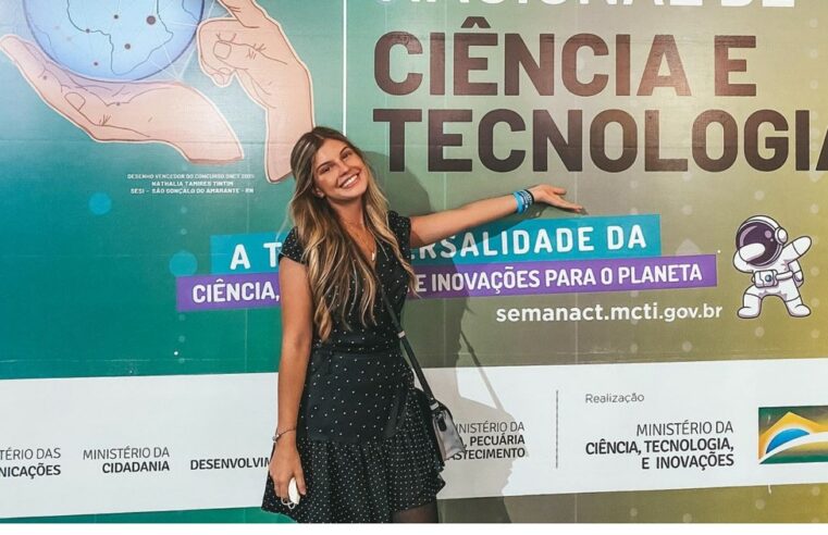 Brasileira de 22 anos é premiada após descobrir 25 asteroides em projeto da Nasa