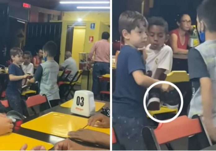 Menino tira os próprios sapatos para doar: “Deus me disse para dar a ele!”