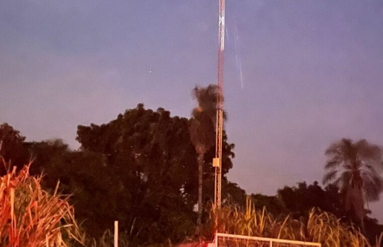 Jovem sobe em torre de telefonia para tirar a própria vida e é salvo pela PM em MT