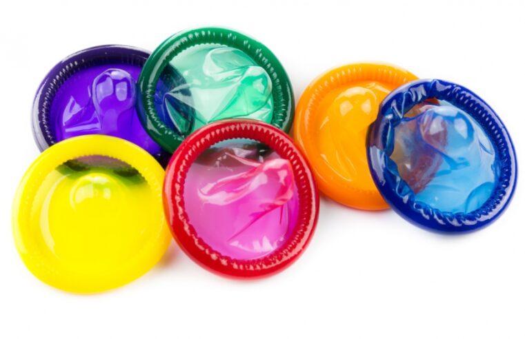 EUA aprovam 1º preservativo especificamente indicado para sexo anal
