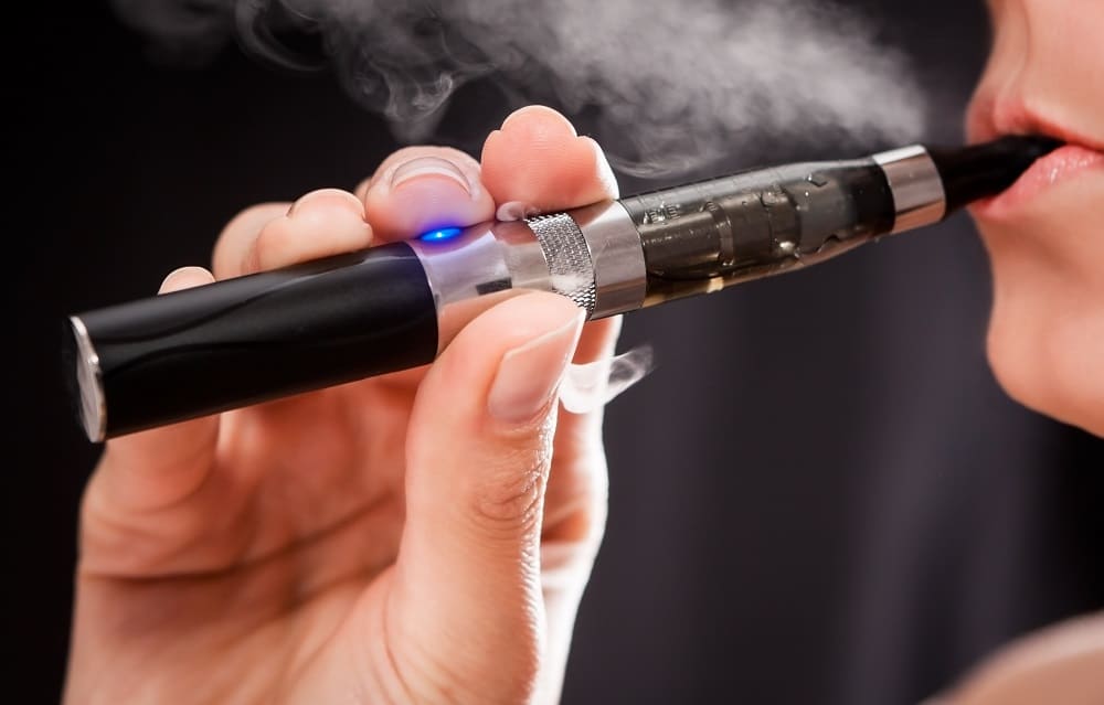 Grupo técnico da Anvisa sugere manter proibição de venda de cigarro eletrônico