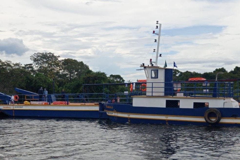 Balsas removidas pela Marinha voltam a operar no rio Xingu após reforma