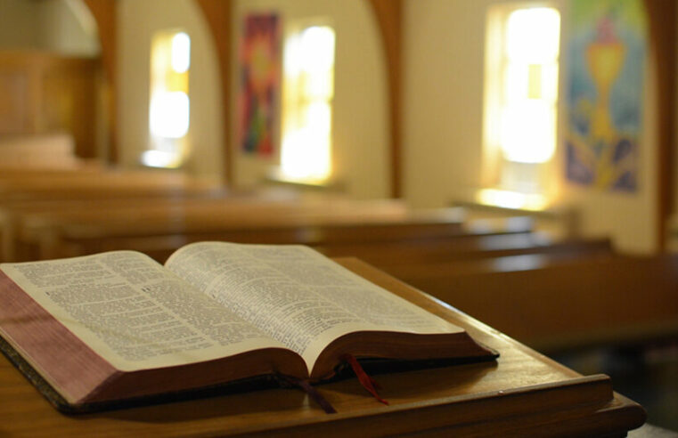 Polícia apura abuso contra adolescente durante retiro em igreja no DF