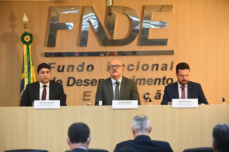 FNDE adota novo modelo de análise de prestação de contas