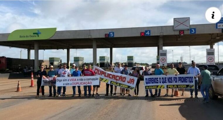 Caminhoneiros param a BR-163 em protesto