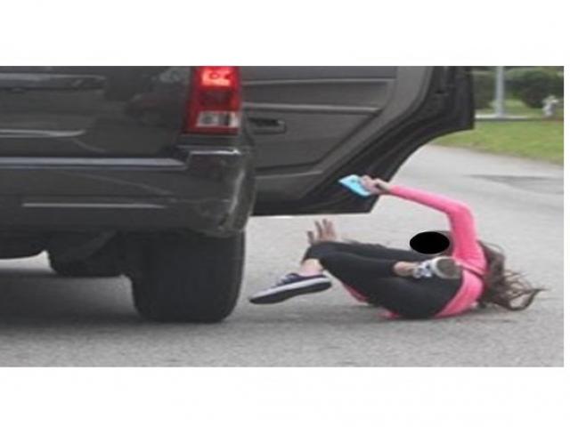 Mulher pula de carro para se livrar das agressões do marido em Sinop