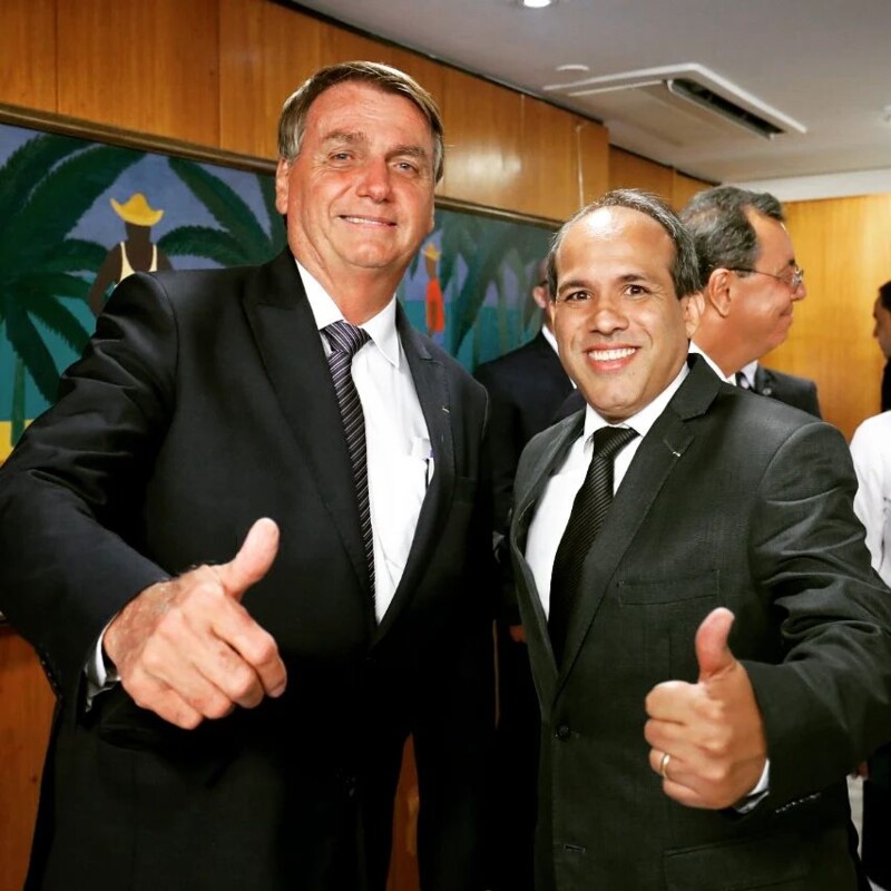 Intérprete de libras de Bolsonaro será candidato a deputado federal