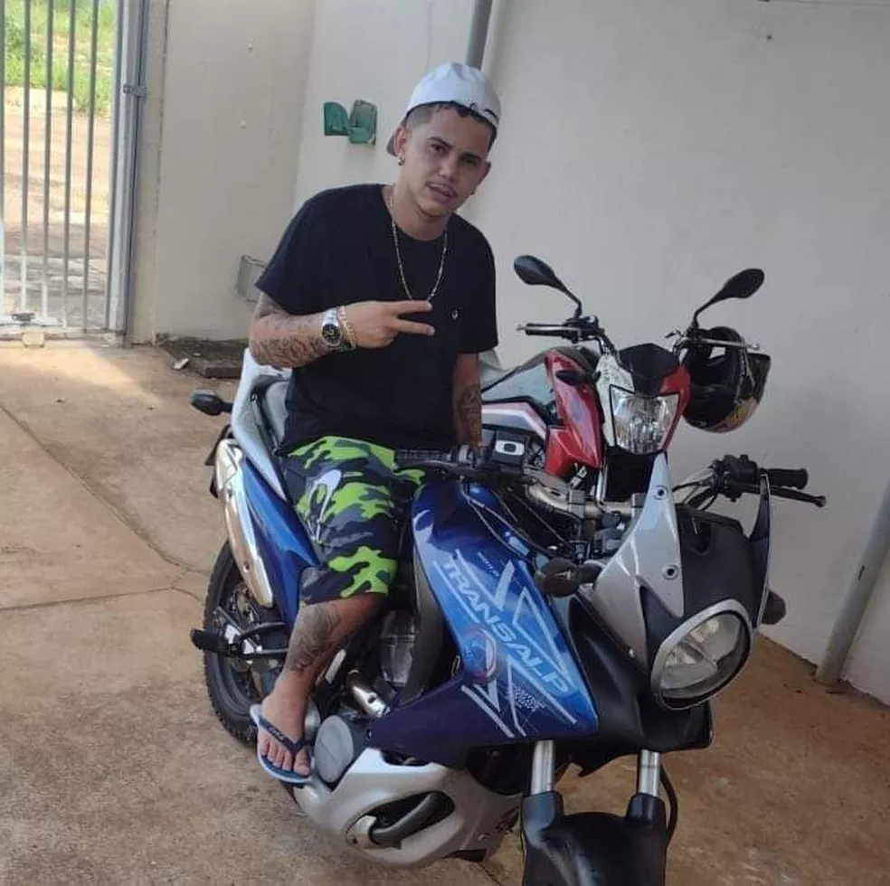 Jovem de 22 anos é morto e amigo baleado em MT
