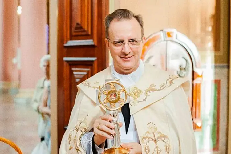 Padre acusado de pedofilia no interior de SP é demitido