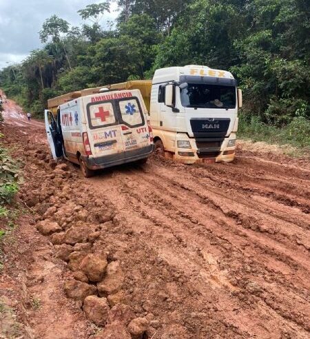 MT-437 está intransitável devido a atoleiros