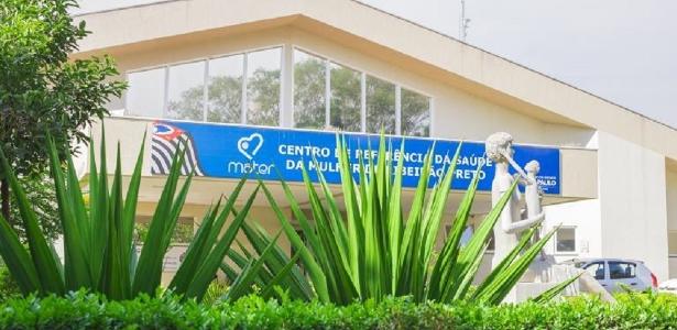 Mulher passa 6 meses com pano dentro do ânus após cesárea