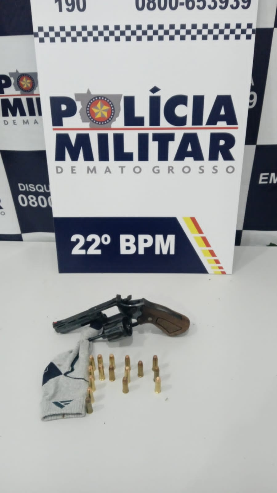 Homem é preso após ameaçar vizinhos com arma de fogo após eles espalhar “fofocas” em Peixoto de Azevedo