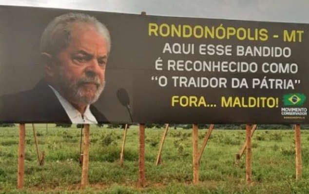 MP abre investigação de outdoor contra Lula em Mato Grosso