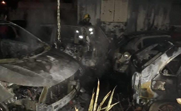 Suspeitos de incendiarem veículos em pátio de delegacia em GO são presos pela Polícia Civil em Cuiabá