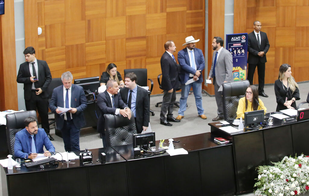 Deputados aprovam empréstimo de U$ 40 milhões para o governo de Mato Grosso