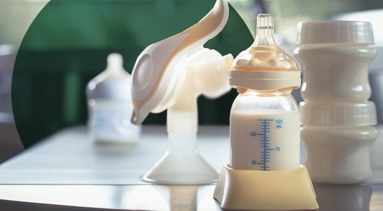 Cientistas usam leite materno para tratar COVID-19 prolongada em paciente com imunodeficiência grave