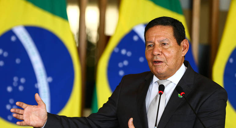 Republicanos oficializa Hamilton Mourão como candidato ao Senado pelo RS