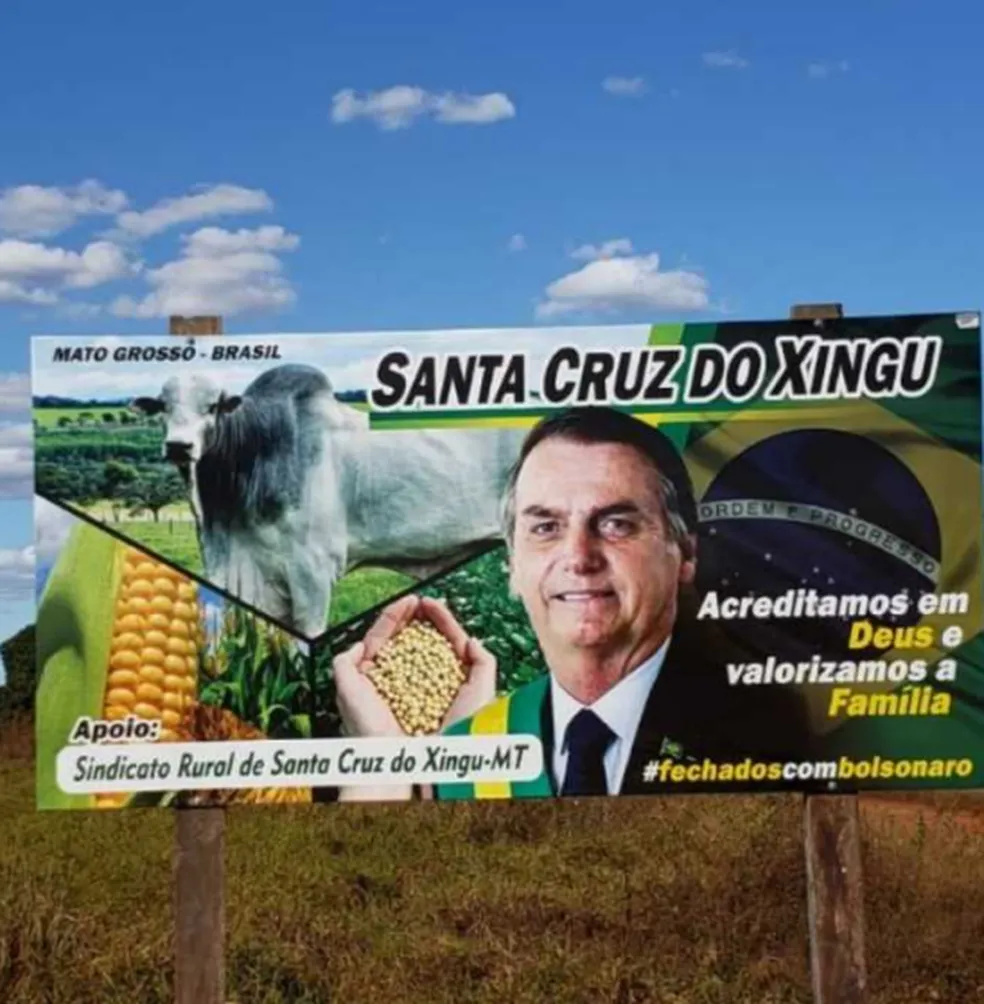 Justiça Eleitoral determina que outdoor irregular em apoio ao Presidente Jair Bolsonaro seja retirado em MT
