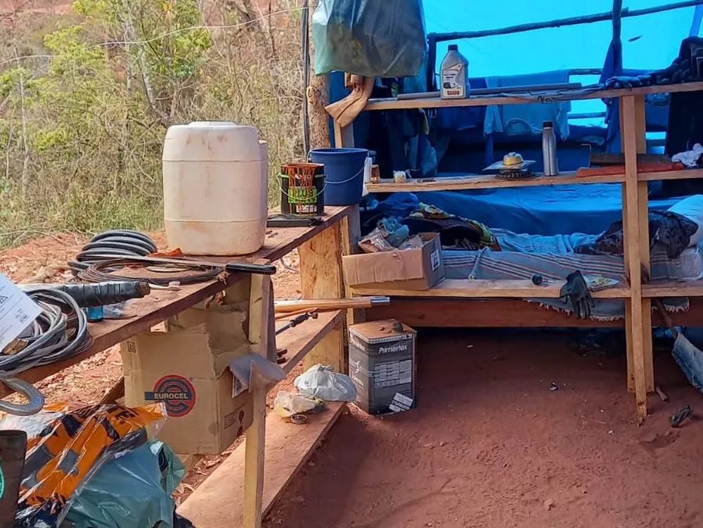 Dois homens são resgatados em MT trabalhando em situação análoga à escravidão