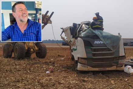 Motorista morre após tombar caminhão em rodovia em MT