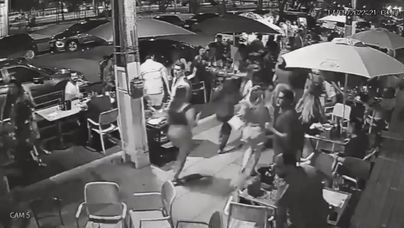 Clientes de bar confundem corredores com arrastão e se desesperam em Recife