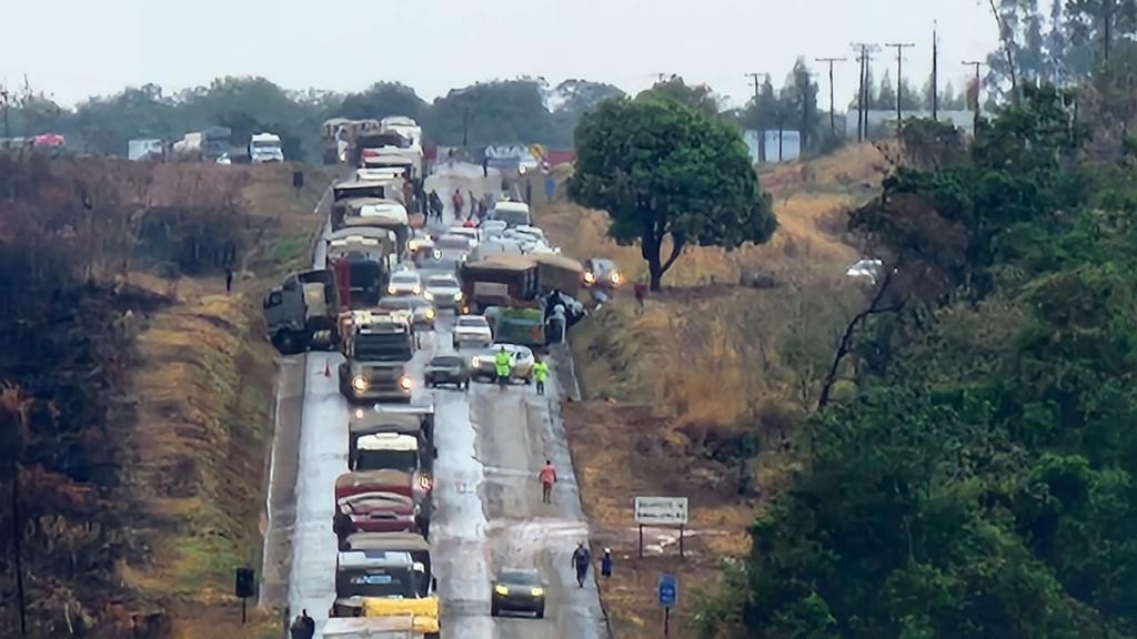 Sorriso: 11 veículos se envolvem em dois acidentes na BR-163