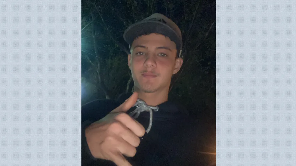 Peão de 18 anos morre após ser atingido por touro em rodeio em SP
