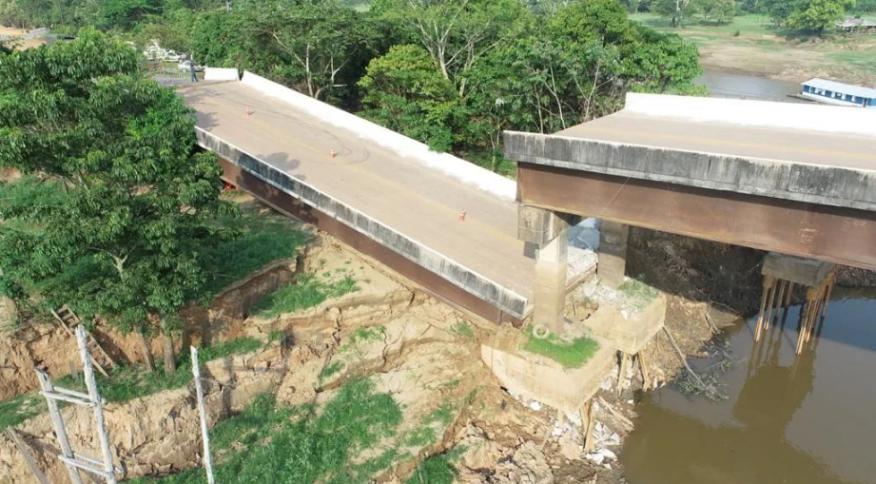 Segunda ponte desaba no Amazonas em menos de 2 semanas e isola região do Estado
