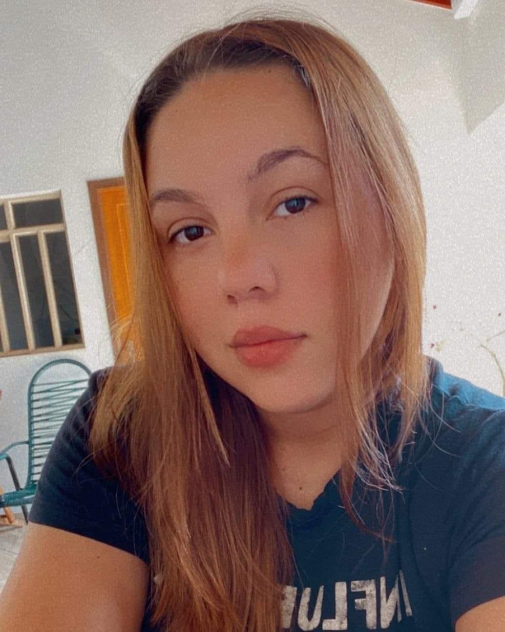Grávida acusada de matar pai e irmão de rival em Terra Nova do Norte se entrega à Polícia