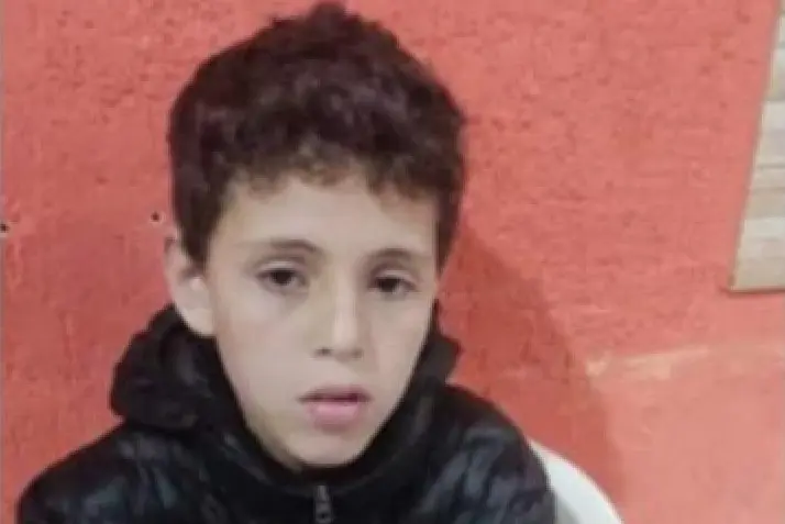 Criança foge de casa na hora de ir à igreja e mãe se desespera: ‘Aprontou na escola e tava com medo do pai’