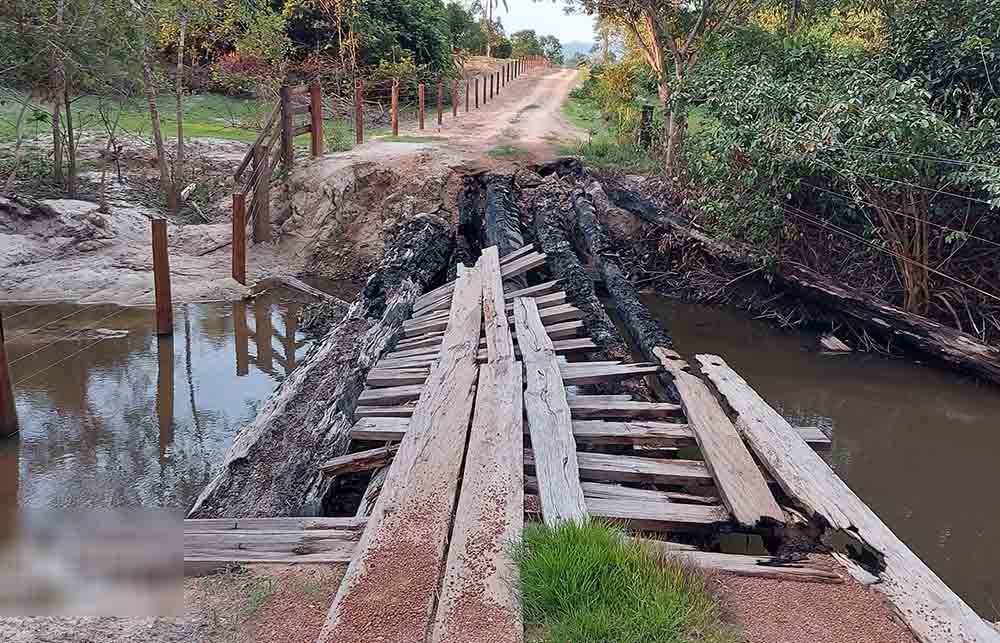 Alta Floresta: vândalos queimam ponte na vicinal 4ª Oeste