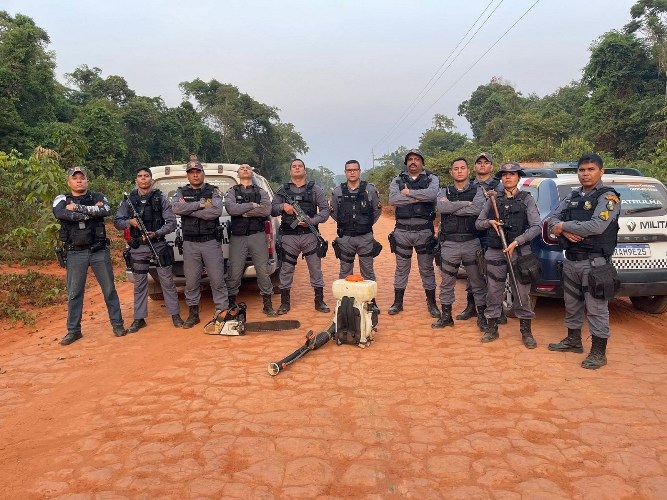 Policiais trocam tiros com criminosos que furtavam madeira ilegal da Reserva Rio Ronuro