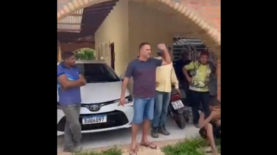 Empresário coage funcionários a votar em Bolsonaro e oferece dinheiro; “Duzentão”