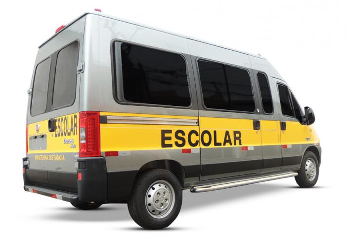 Criança é baleada dentro de van escolar em Salesópolis