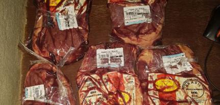 Funcionário de frigorífico é preso furtando 3 peças de picanha