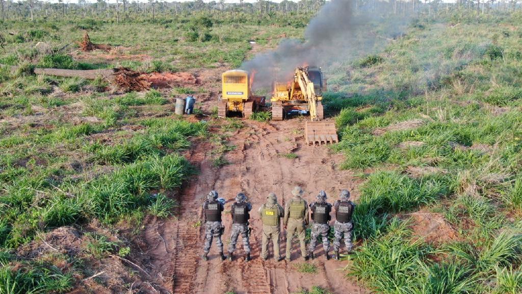 Sema e Força Tática apreendem oito tratores em operação em Guarantã do Norte e outras cidades de Mato Grosso