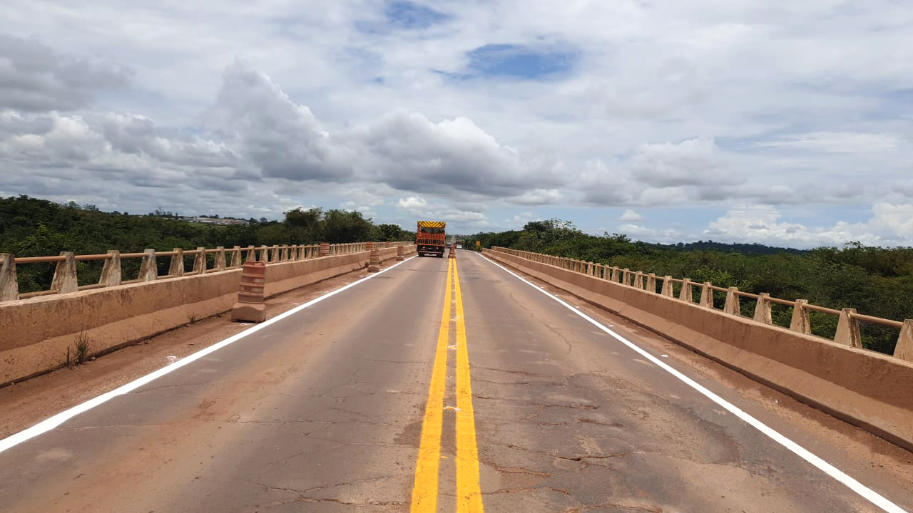 Interdição total da Ponte do Rio Peixoto, em Peixoto de Azevedo