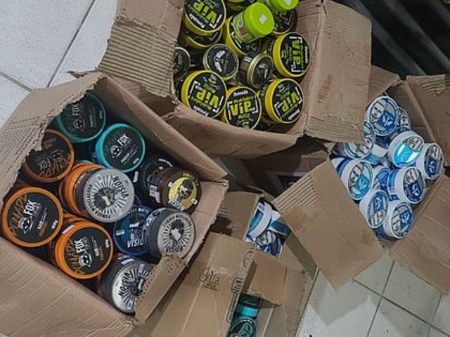 Após determinação da Anvisa, 500 pomadas para modelar cabelo são apreendidas em lojas de Maceió