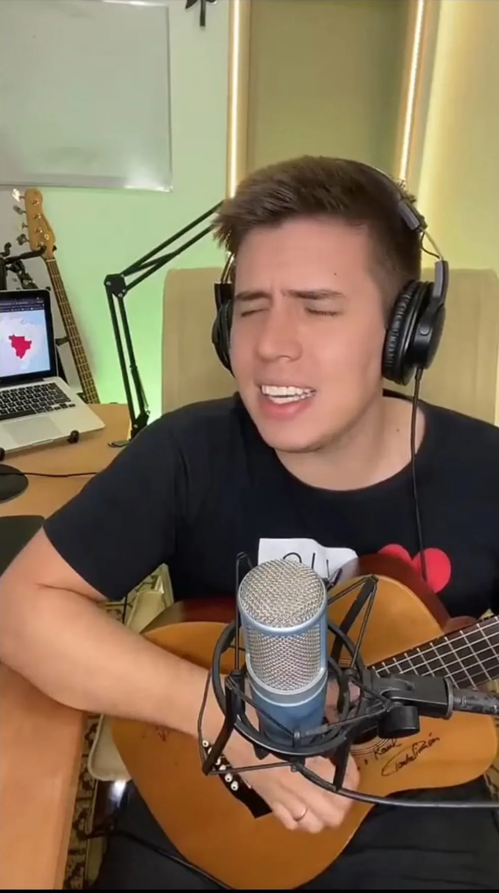 Usando inteligência artificial, jornalista cria música para quem confunde MT e MS