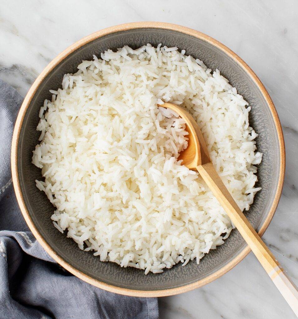 Mulher que comprou arroz com larvas para ‘date’ deverá ser indenizada em R$ 5 mil em MG