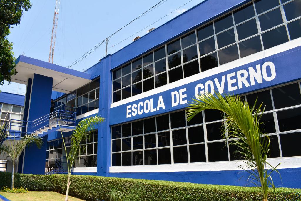 Escola de Governo realiza terceira edição do curso de Direito da Administração Pública